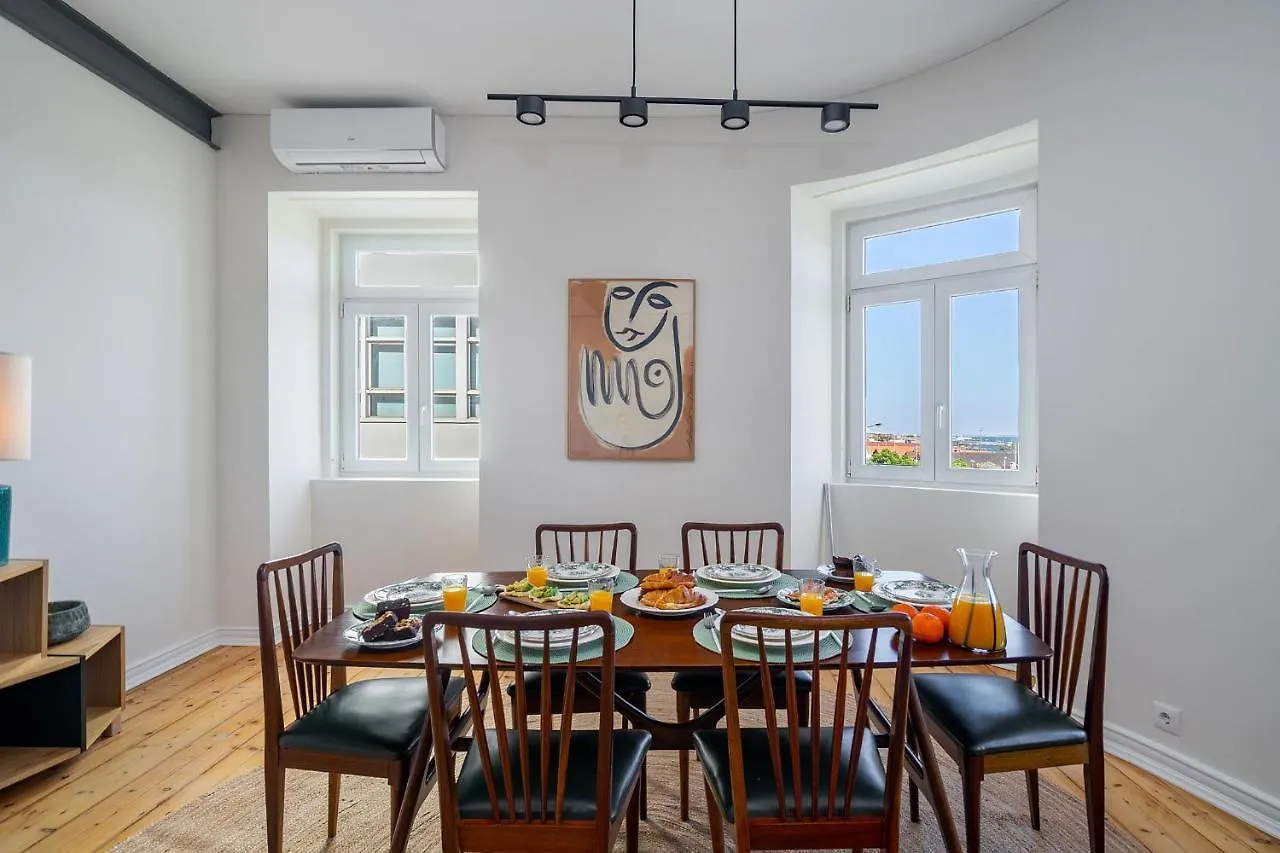 Appartamento Whome - Brand New Luxury 4-Bed With Riverside Views & Ac Lisbona