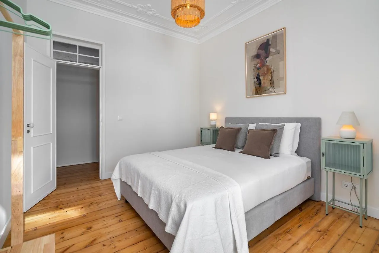 Whome - Brand New Luxury 4-Bed With Riverside Views & Ac Lisbona 0*,  Portogallo